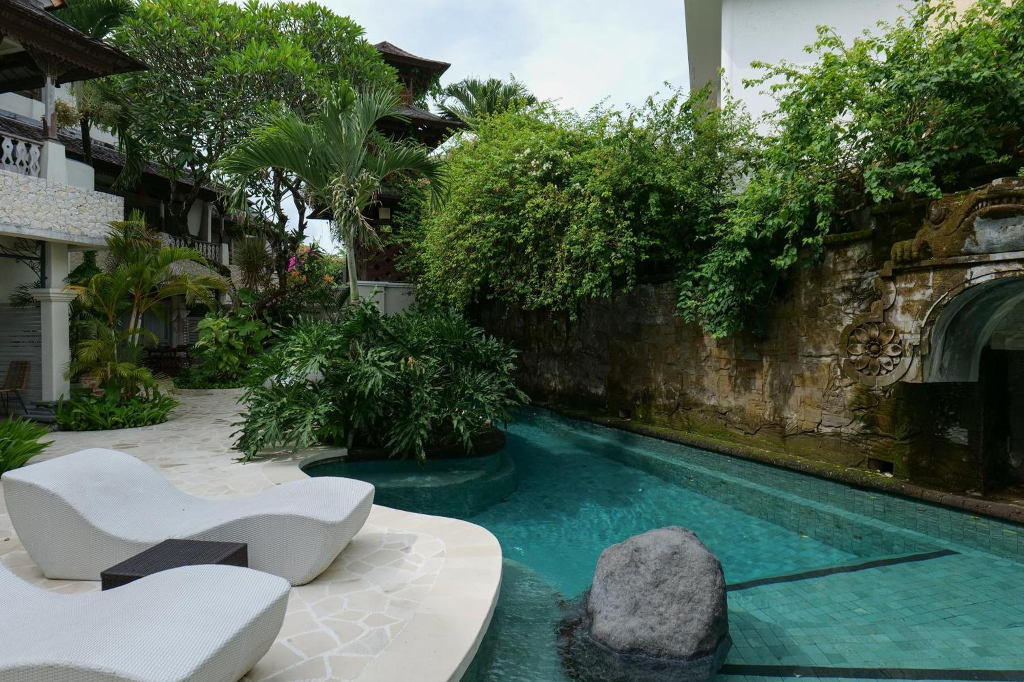 Hotel Kresna By The Sea By Kresna Hospitality Seminyak Exterior foto
