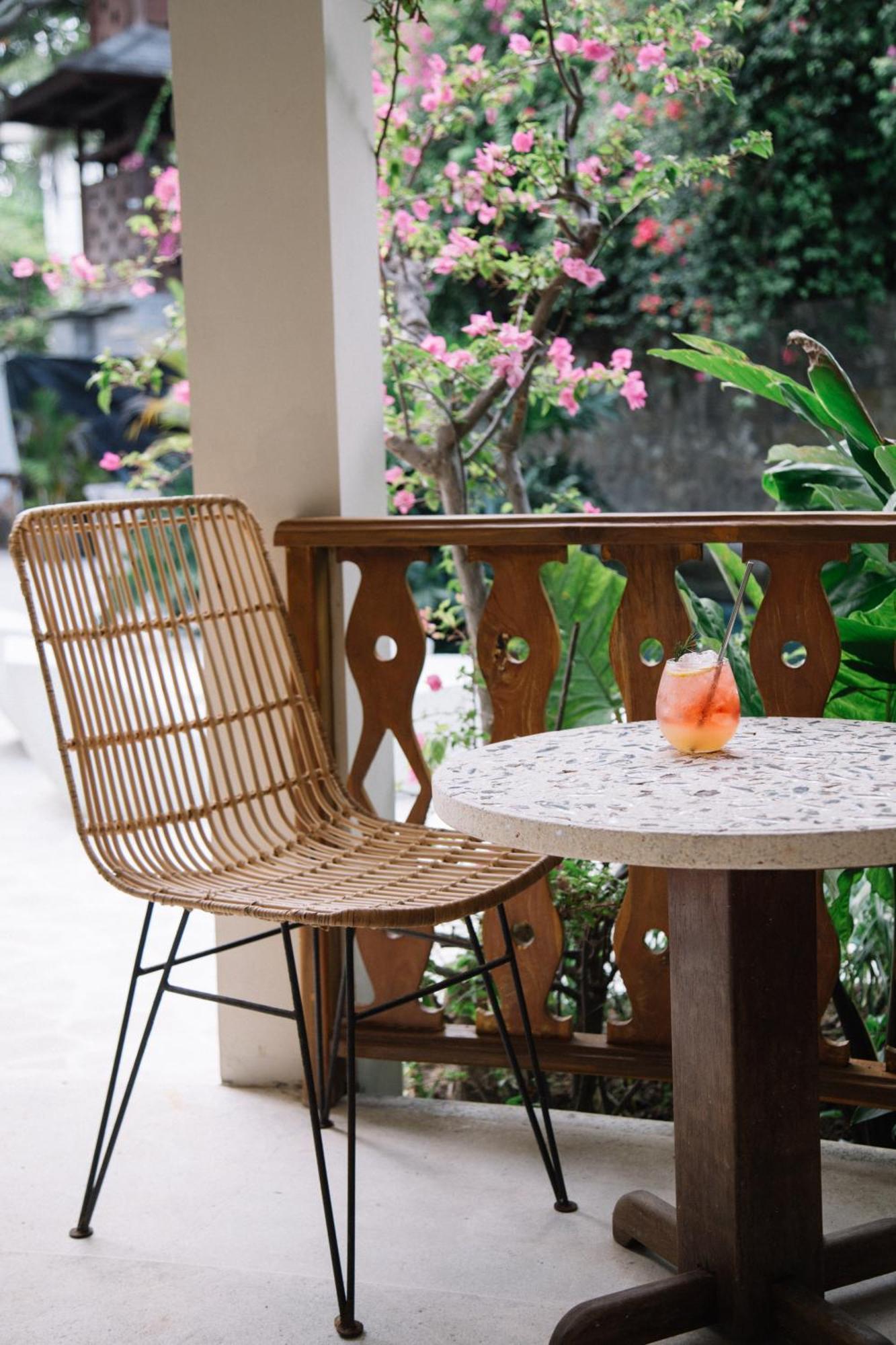 Hotel Kresna By The Sea By Kresna Hospitality Seminyak Exterior foto